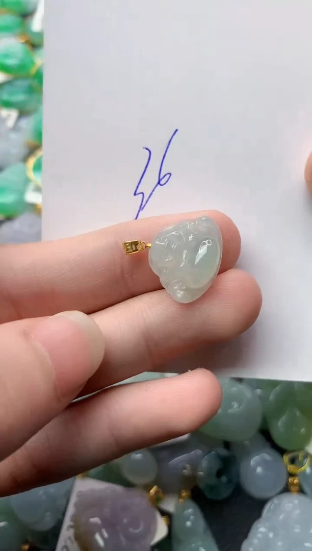 【闪购商品】翡翠颈饰18K金镶嵌15........