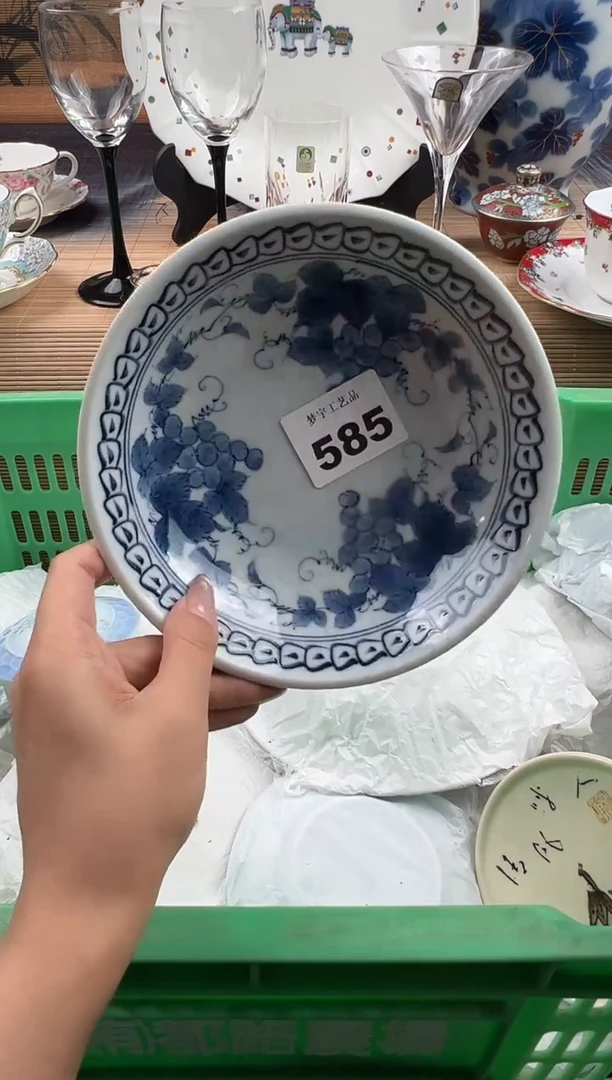 瓷片小***鱼瓷片     585