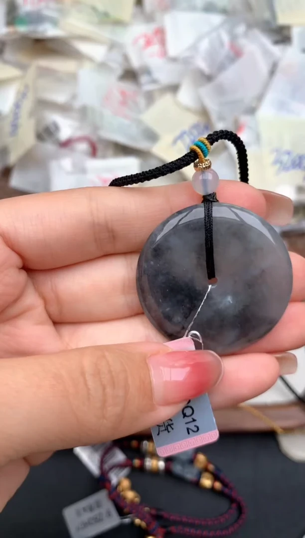 未镶嵌挂件翡翠1