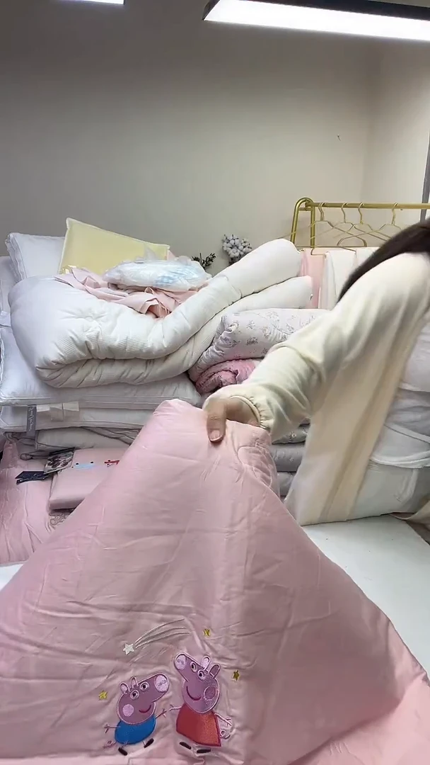 95%以上长绒棉夏被150*200 粉