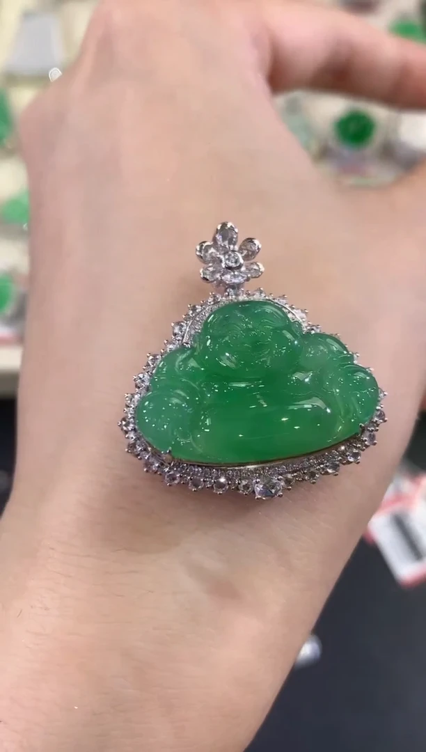 翡翠18K金镶嵌吊坠(不含链)B236