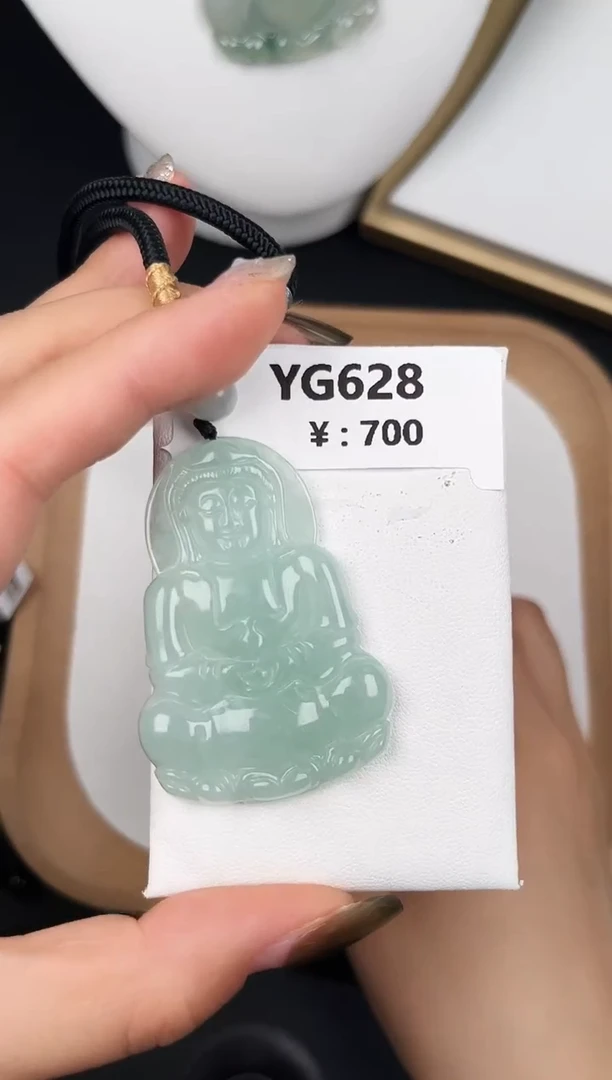 颈饰未镶嵌翡翠YG628果绿冰观音
