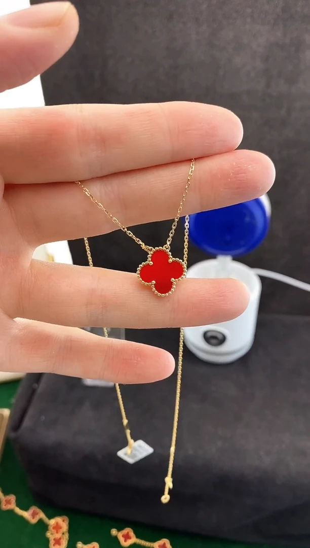 【闪购商品】玛瑙/玉髓项链18K金镶嵌.
