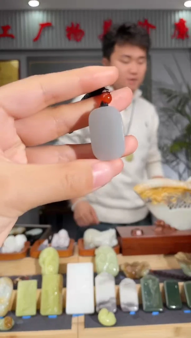 【闪购商品】和田玉颈饰未镶嵌拍一发一 多样性发货