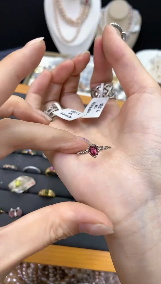 【闪购商品】石榴石32银S925镶嵌戒指