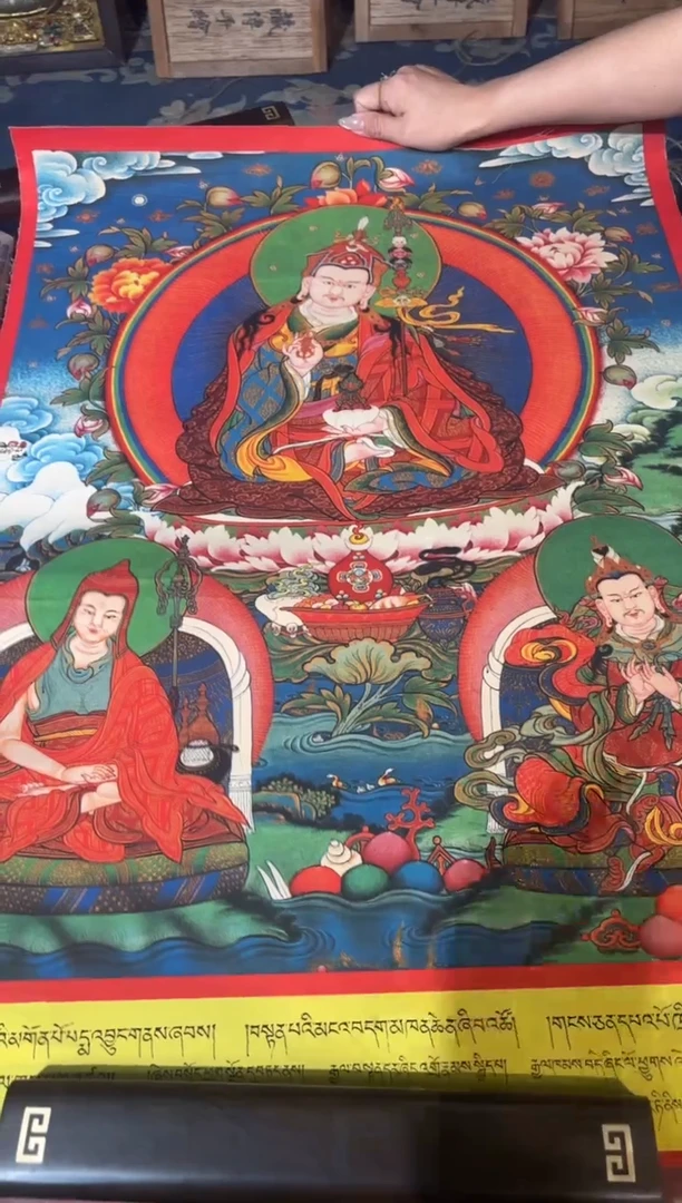 卷轴画龙妹的唐卡tk16