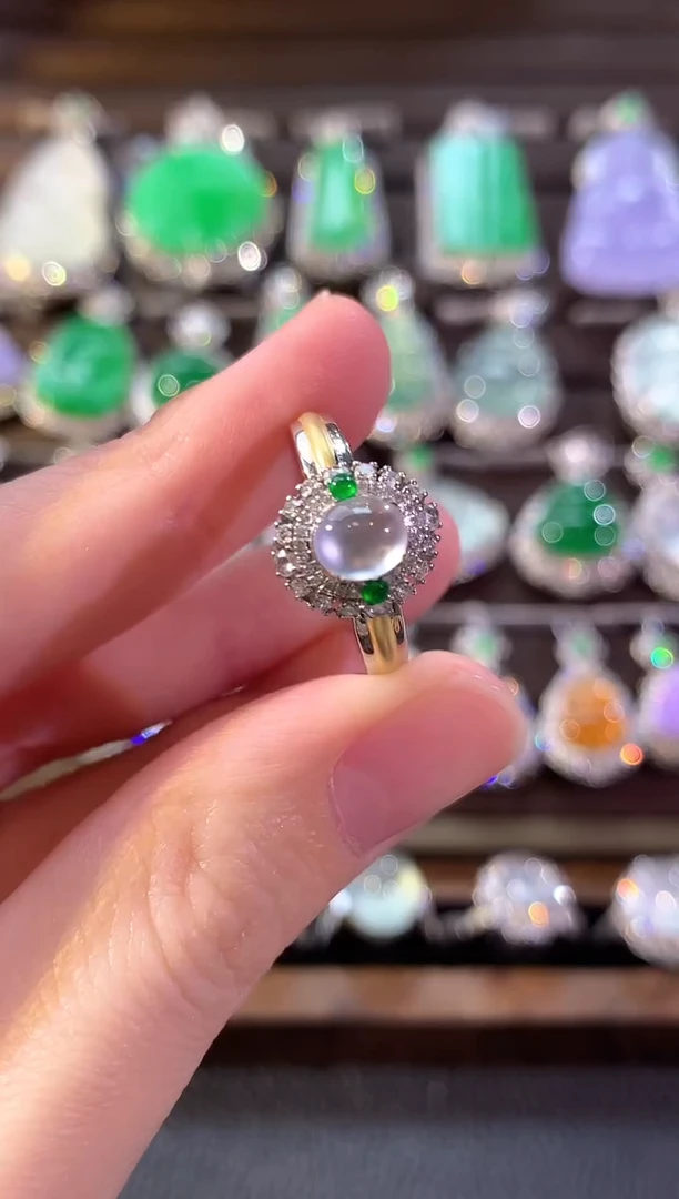 18K金镶嵌戒指翡翠冬日珠宝W15