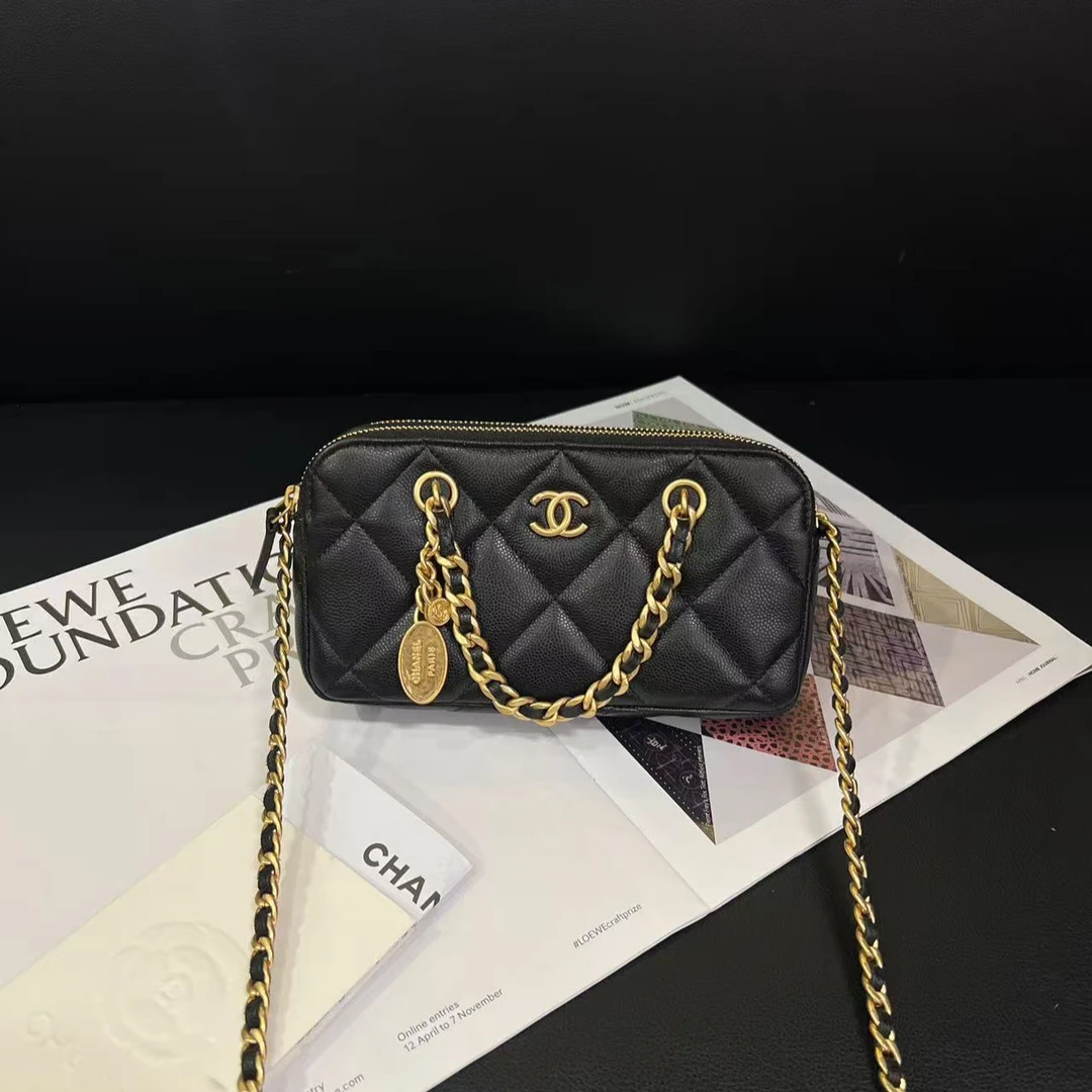 95新 Chanel/香奈儿 专柜价29500 23B黑金金币手机包B5780