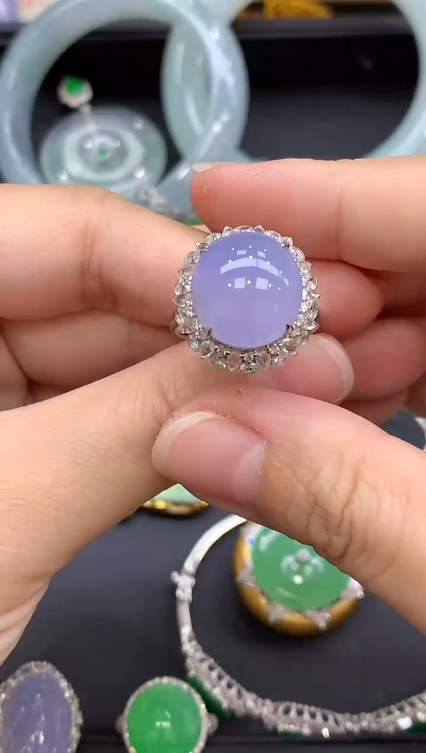 18K金镶嵌戒指翡翠835-中国好珍宝