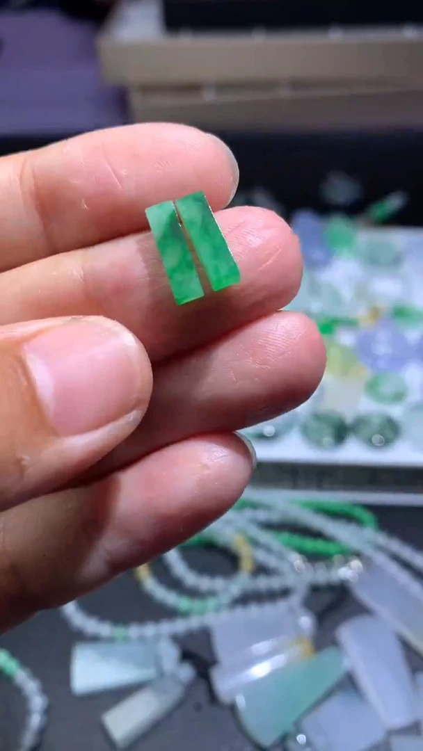 未镶嵌定制翡翠毛货