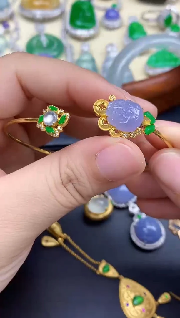 18K金镶嵌手镯翡翠618-中国好珍宝