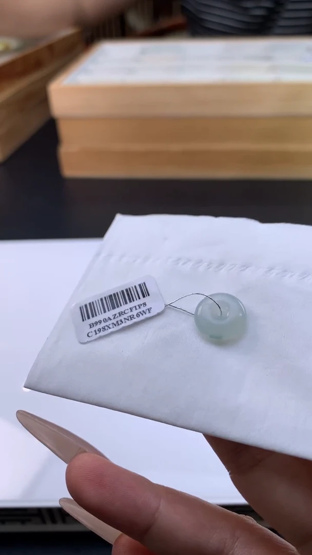 未镶嵌定制翡翠香*海翡翠