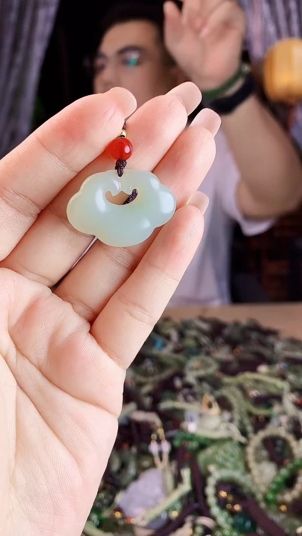 未镶嵌和田玉挂件多样性发货拍一发一