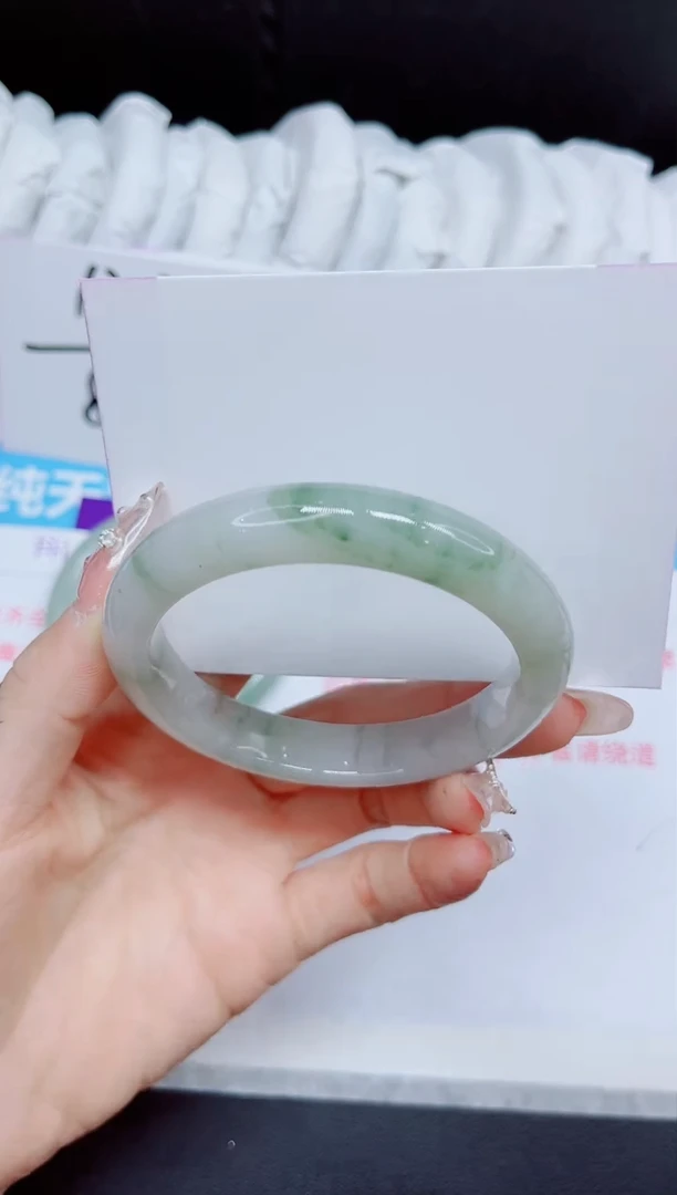 石英质玉手镯未镶嵌411