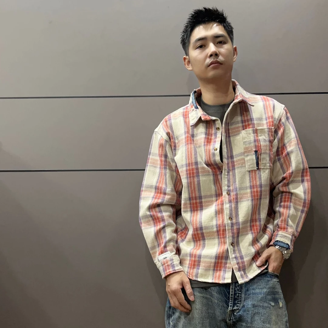 秋冬款日系复古水洗做旧磨烂补丁宽松格子百搭小众设计长袖衬衫男