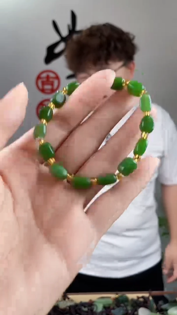 和田玉未镶嵌颈饰拍一发一，多样性发货