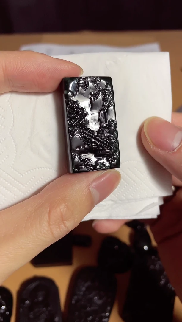 【闪购商品】翡翠颈饰未镶嵌天然翡翠a货