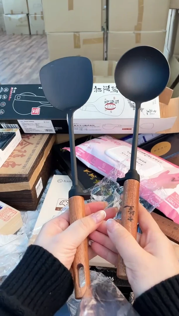 清**样如图所示 米妮甄选