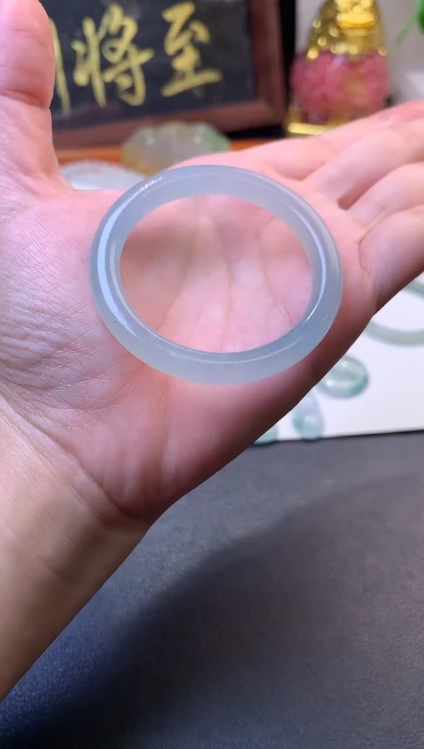 未镶嵌定制翡翠毛货