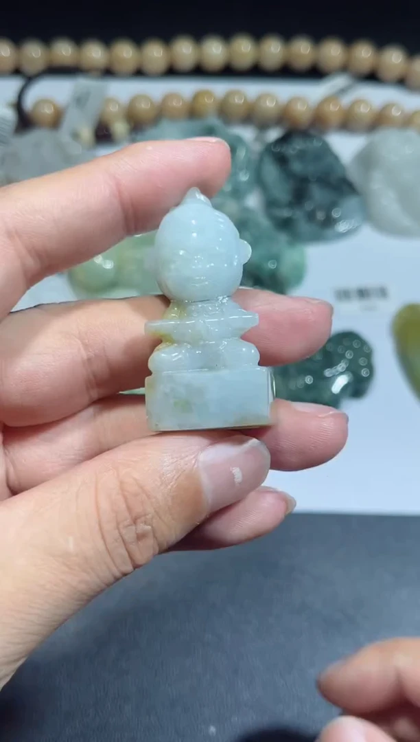 【闪购商品】翡翠颈饰未镶嵌00011077