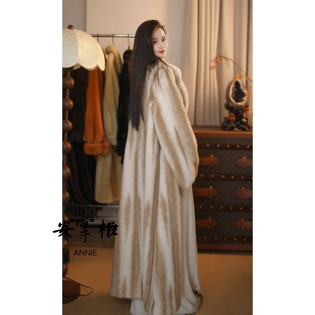 安掌柜 【诗和远方】2025冬季新款紫标级别大理石纹毛毛外套AYX5817