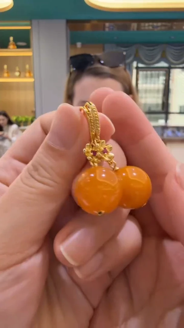 琥珀未镶嵌耳饰假一罚三