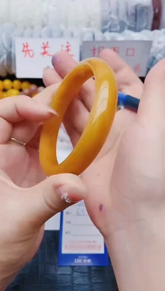 未镶嵌手镯石英质玉w98+65-66