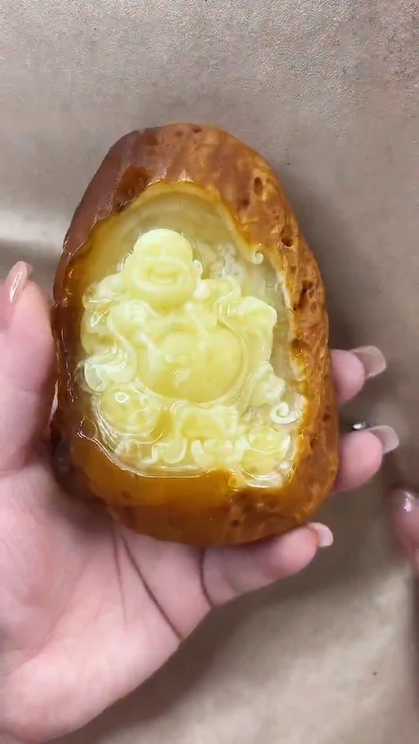 琥珀颈饰未镶嵌吊坠