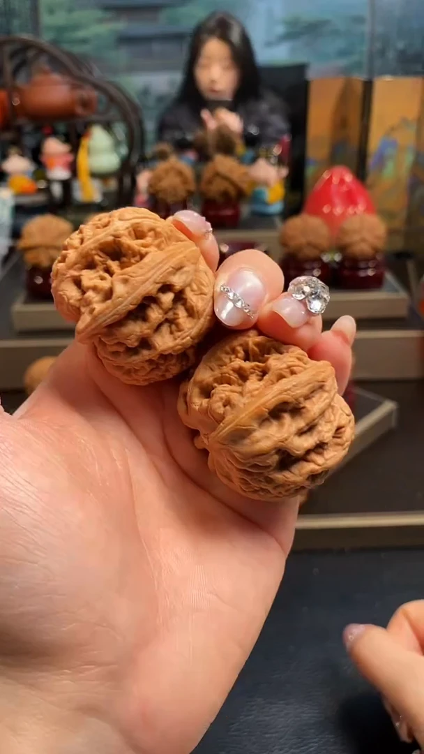 【闪购商品】文玩核桃把件B421大粗筋44