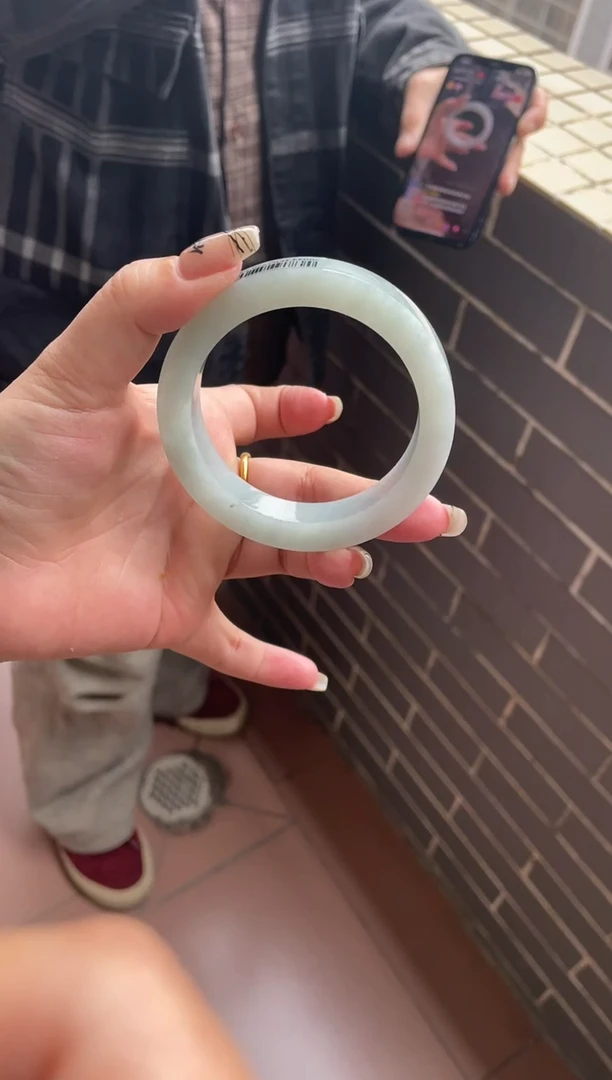 【闪购商品】定制翡翠手镯未镶嵌手镯DDQ/发一件