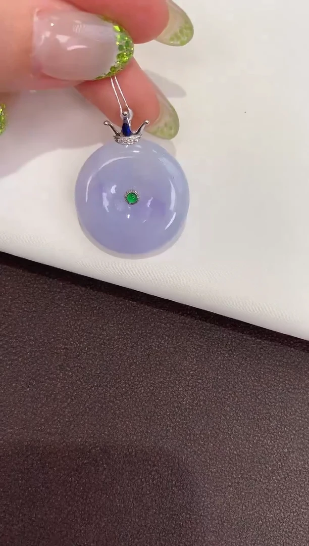颈饰18K金镶嵌翡翠天然缅甸a货翡翠