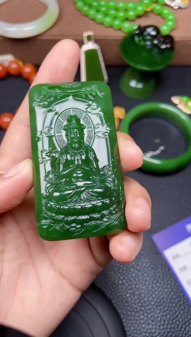 颈饰未镶嵌和田玉F820