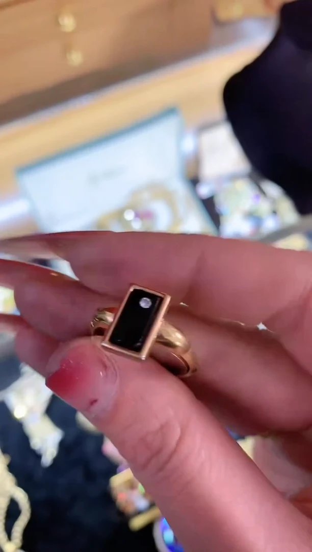 【闪购商品】瓷片楚楚中古珠宝甄选不退换