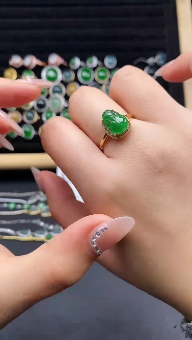 银S925镶嵌戒指翡翠111