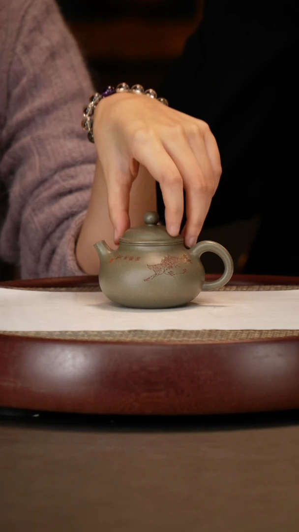 【闪购商品】紫砂茶壶烟雨天青容天