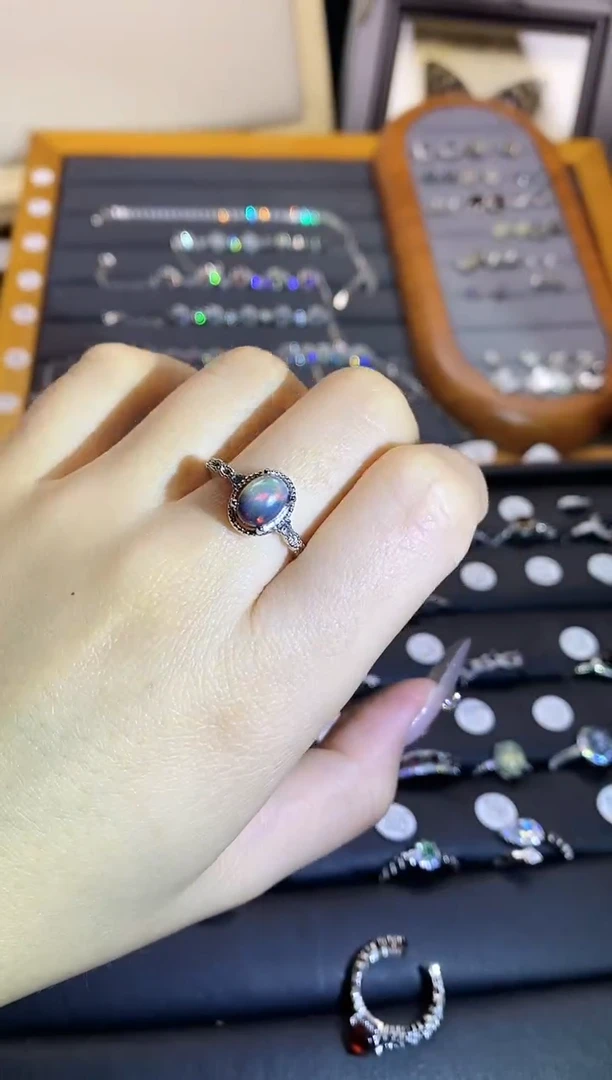 【闪购商品】水晶手链银S925镶嵌A137