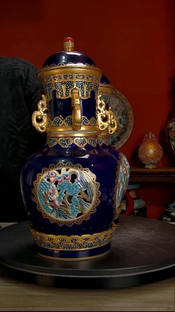 卫*翰中国陶瓷收藏鉴赏