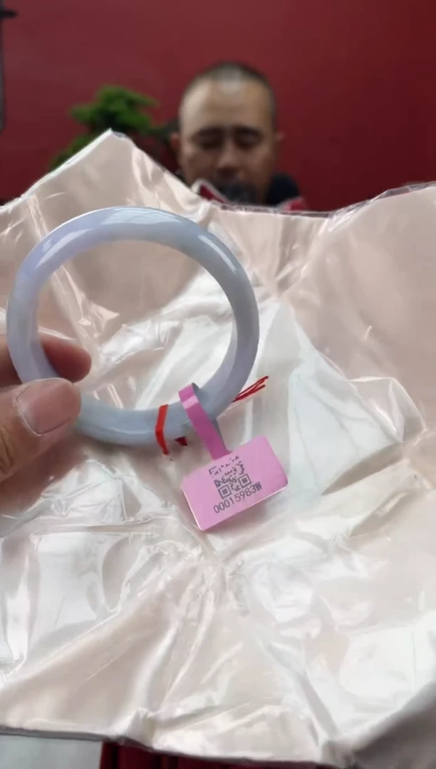 未镶嵌手镯翡翠翡翠手镯2