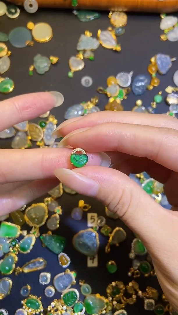 翡翠银S925镶嵌吊坠(不含链)1