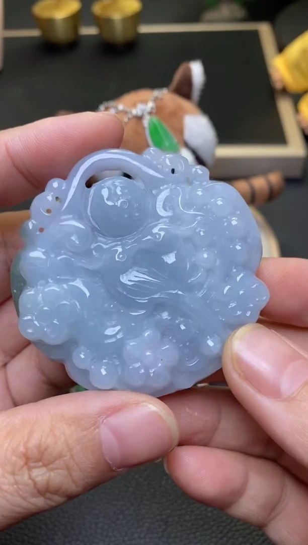 翡翠未镶嵌颈饰净货38924