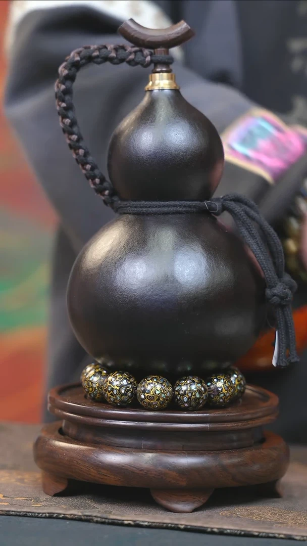 【闪购商品】YF150大漆酒葫芦不包手串及旋转底座