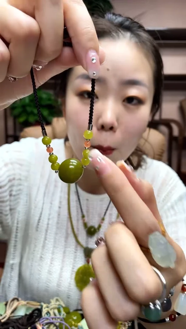 【闪购商品】岫玉吊坠未镶嵌·