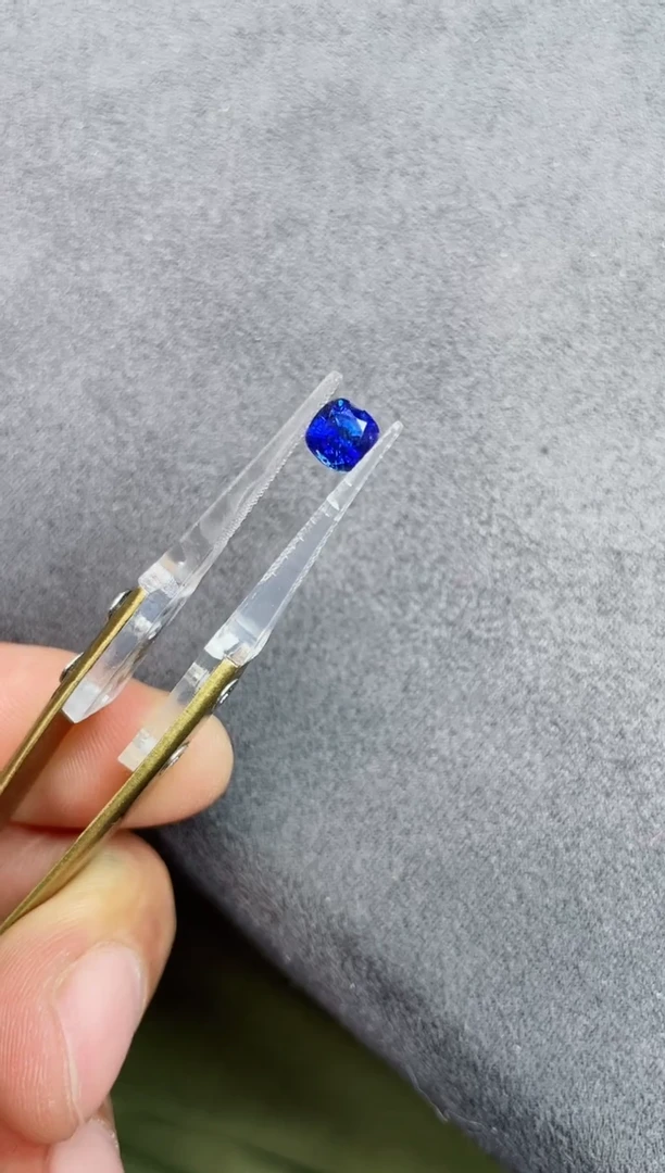 裸石蓝宝石1.13ct