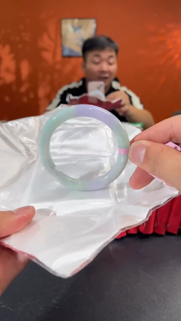 未镶嵌手镯翡翠5 55