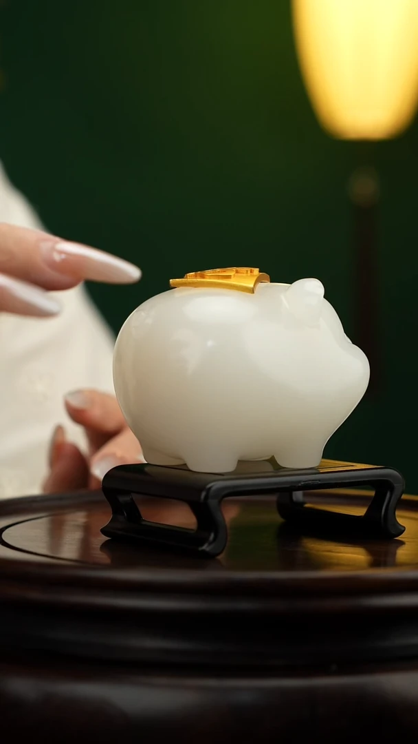 玉【招财福猪】天然玉石摆件