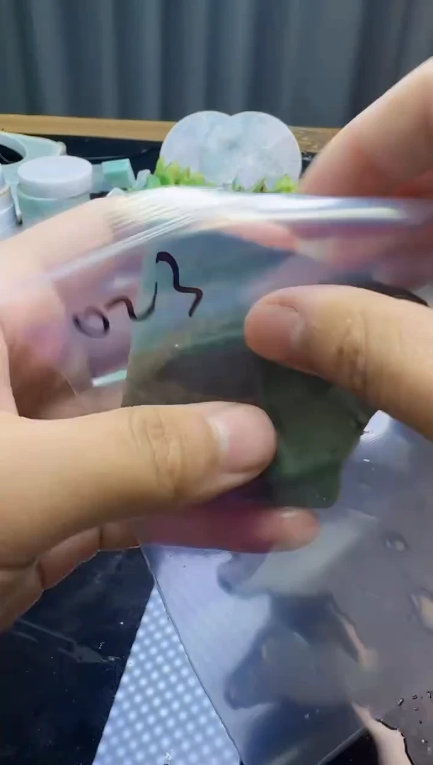 翡翠未镶嵌颈饰023天然缅甸A货翡翠