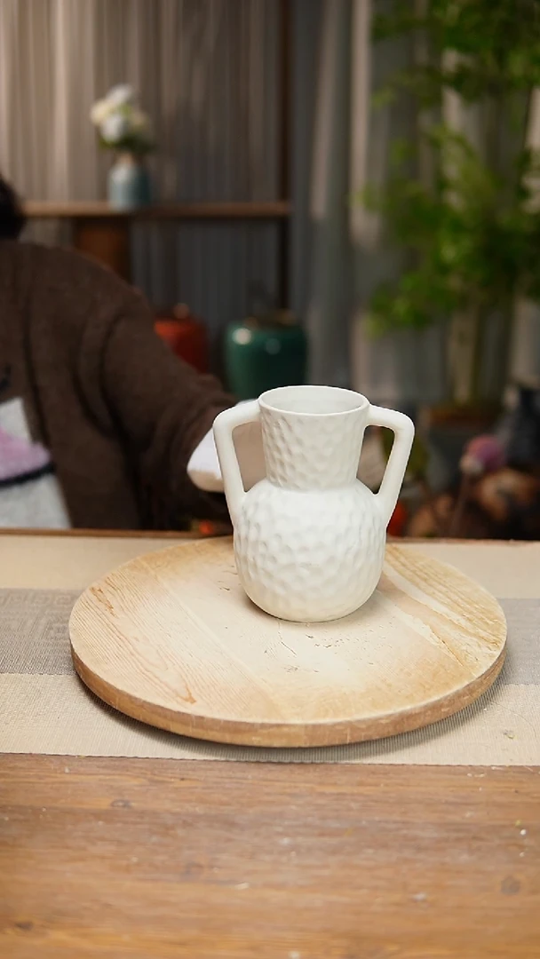 【闪购商品】陶瓷 花器陶瓷花瓶手捏瓶008