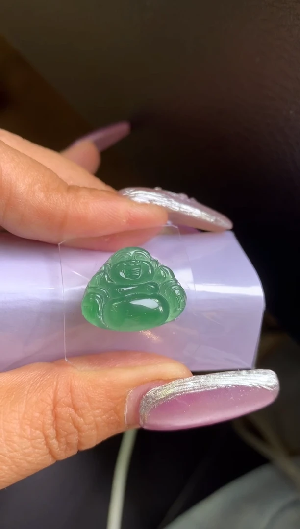 未镶嵌定制翡翠m**o翡翠