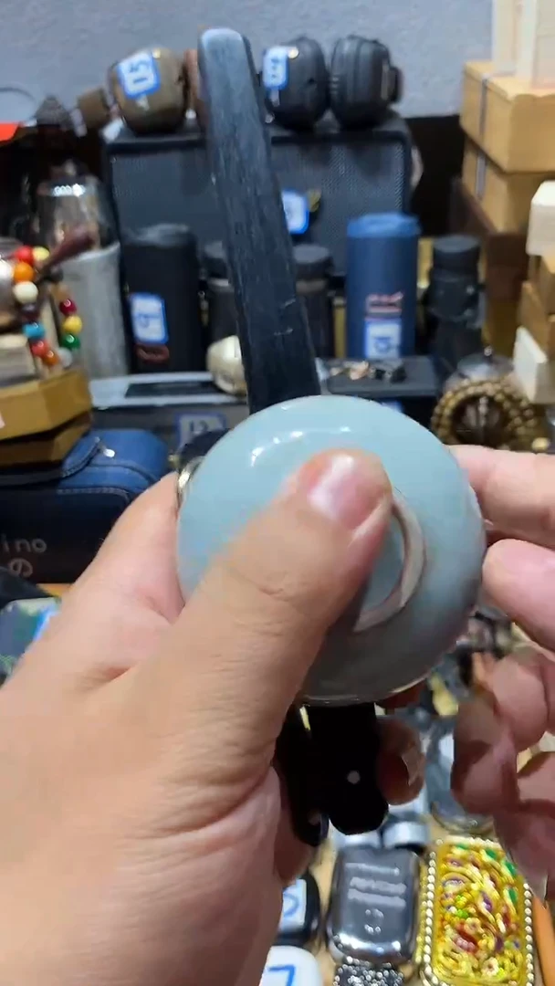 瓷片闪购商品 如图所示