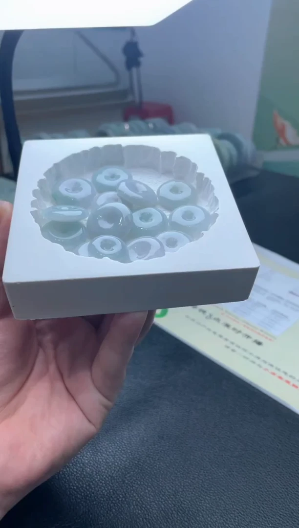 翡翠挂件未镶嵌翡翠平安扣挂件多样性发一件